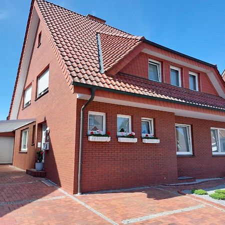Ferienwohnung Leni Erstes Og Inkl Balkon Gartenblick Kostenfreier Parkplatz Stadtnah Aber Ruhig Gelegen مبن المظهر الخارجي الصورة